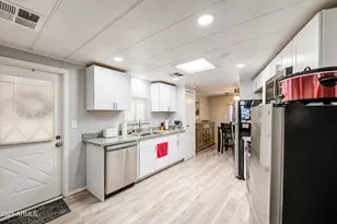 8929 E Sun Lakes Blvd S, Sun Lakes, AZ 85248 - Photo 17