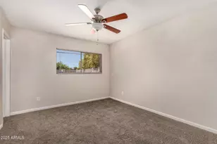 2112 W Dahlia Dr, Phoenix, AZ 85029 - Photo 11