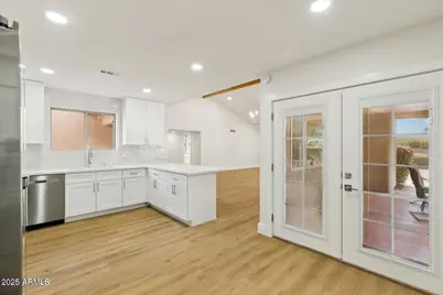 26034 S Glenburn Drive, Sun Lakes, AZ 85248 - Photo 3