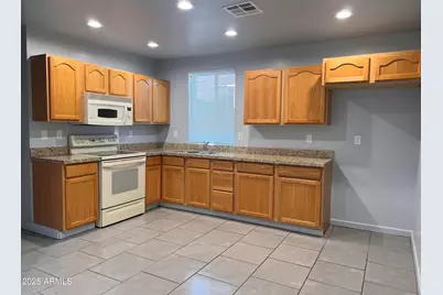 215 N Pima Road, Buckeye, AZ 85326 - Photo 3