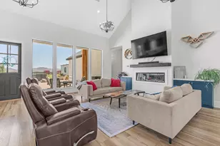 29617 W Eagle Dr, Palo Verde, AZ 85343 - Photo 7