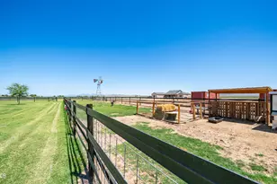 29617 W Eagle Dr, Palo Verde, AZ 85343 - Photo 87