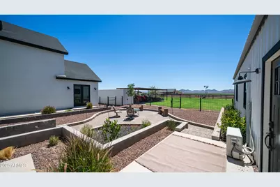 29617 W Eagle Drive, Palo Verde, AZ 85343 - Photo 81