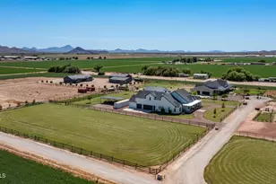 29617 W Eagle Dr, Palo Verde, AZ 85343 - Photo 31