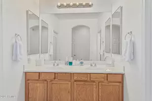 42424 N Gavilan Peak Pkwy, Anthem, AZ 85086 - Photo 21