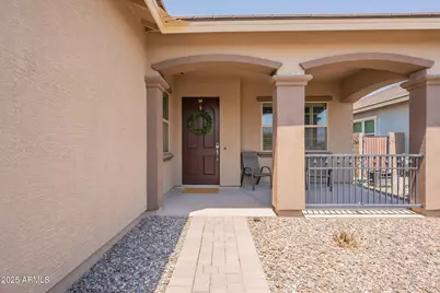 18046 N Stonegate Road, Maricopa, AZ 85138 - Photo 3
