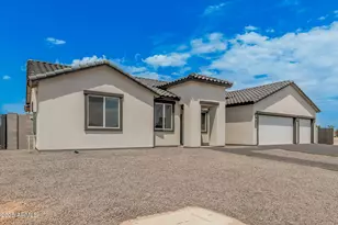 10420 W San Lazaro Dr, Arizona City, AZ 85123 - Photo 5