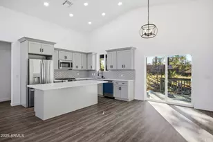 180 W Pine Haven Cir, Show Low, AZ 85901 - Photo 7