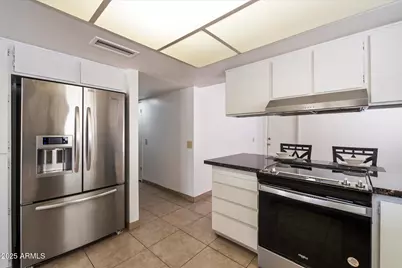 10421 E Silvertree Drive, Sun Lakes, AZ 85248 - Photo 9