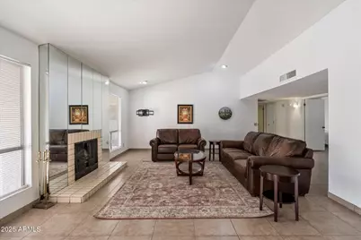 10421 E Silvertree Drive, Sun Lakes, AZ 85248 - Photo 5