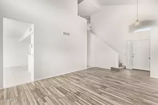 1310 E Angela Dr, Phoenix, AZ 85022 - Photo 5