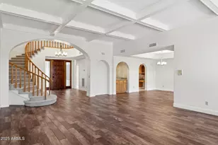 8100 E Camelback Rd, Scottsdale, AZ 85251 - Photo 13