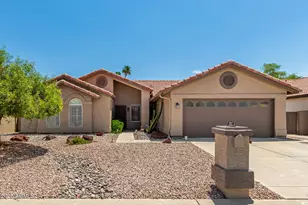 26605 S Lakewood Dr, Sun Lakes, AZ 85248 - Photo 1