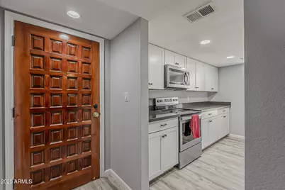 7510 E Thomas Road #124, Scottsdale, AZ 85251 - Photo 3