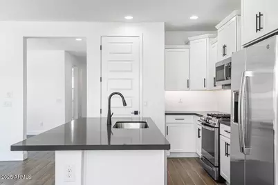 18147 W Hiddenview Drive, Goodyear, AZ 85338 - Photo 3