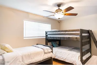 2140 E Broadmor Drive, Tempe, AZ 85282 - Photo 17