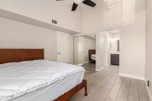 8055 E Thomas Rd, Scottsdale, AZ 85251 - Photo 25