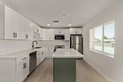 9845 N 15th Avenue, Phoenix, AZ 85021 - Photo 13