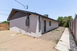 9845 N 15th Ave, Phoenix, AZ 85021 - Photo 25