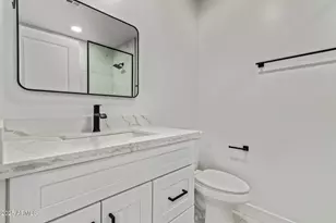 9845 N 15th Ave, Phoenix, AZ 85021 - Photo 21