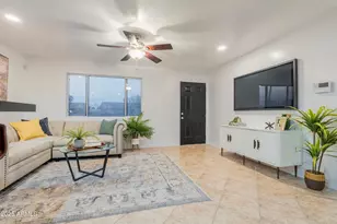 251 W Desert Dr, Phoenix, AZ 85041 - Photo 3