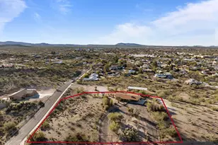 860 Falcon Dr, Wickenburg, AZ 85390 - Photo 5