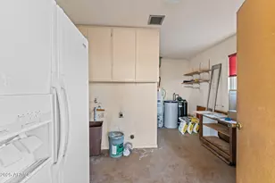 860 Falcon Dr, Wickenburg, AZ 85390 - Photo 25