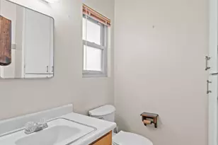 860 Falcon Dr, Wickenburg, AZ 85390 - Photo 21