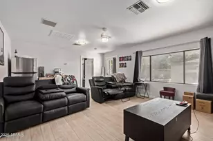 1532 W Loma Ln, Phoenix, AZ 85021 - Photo 29