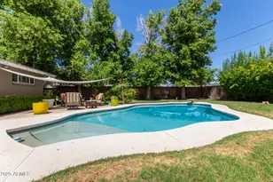 1532 W Loma Ln, Phoenix, AZ 85021 - Photo 39