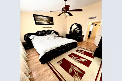 143 W Michelle Drive, Phoenix, AZ 85023 - Photo 19