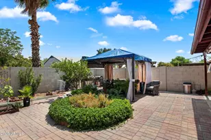 143 W Michelle Dr, Phoenix, AZ 85023 - Photo 25