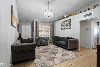 143 W Michelle Drive, Phoenix, AZ 85023 - Photo 5