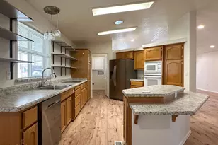 2054 N Thornton Rd, Casa Grande, AZ 85122 - Photo 9