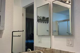 4138 N 79th Ave, Phoenix, AZ 85033 - Photo 9