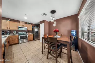 25882 W North Star Pl, Buckeye, AZ 85326 - Photo 7