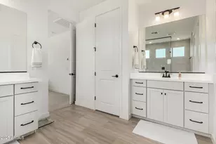 5439 S Red Rock St, Gilbert, AZ 85298 - Photo 29