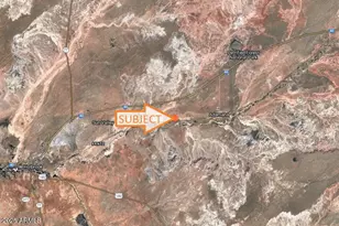 8434 Sun Country Rd, Holbrook, AZ 86025 - Photo 1