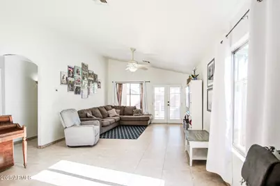 937 E Nardini Street, San Tan Valley, AZ 85140 - Photo 9