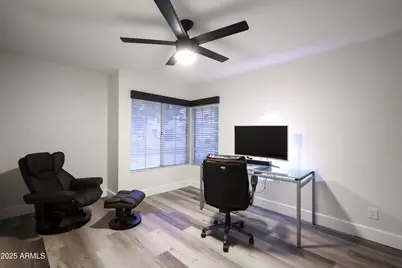 11840 N 40th Way, Phoenix, AZ 85028 - Photo 17