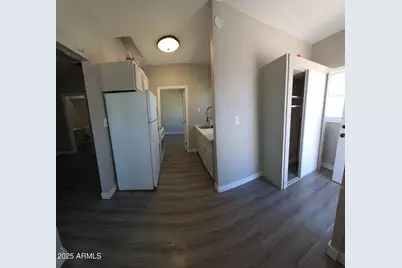 2002 W Jefferson Street, Phoenix, AZ 85009 - Photo 11