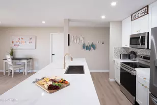 8731 E Columbus Ave, Scottsdale, AZ 85251 - Photo 11