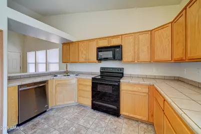 8900 E Rainier Drive, Gold Canyon, AZ 85118 - Photo 9