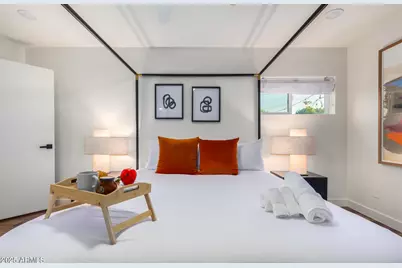 8537 E Clarendon Avenue, Scottsdale, AZ 85251 - Photo 15