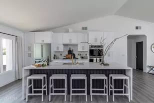 8702 E Clarendon Ave, Scottsdale, AZ 85251 - Photo 13