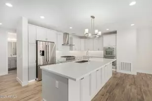 4525 N 40th St, Phoenix, AZ 85018 - Photo 11