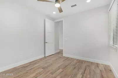 4525 N 40th Street #8, Phoenix, AZ 85018 - Photo 21