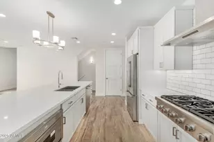 4525 N 40th St, Phoenix, AZ 85018 - Photo 13