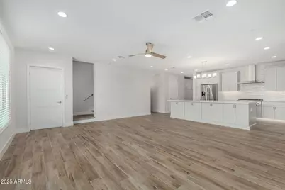 4525 N 40th Street #8, Phoenix, AZ 85018 - Photo 9