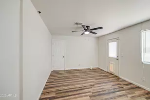 8035 E 4th Ave, Mesa, AZ 85208 - Photo 23